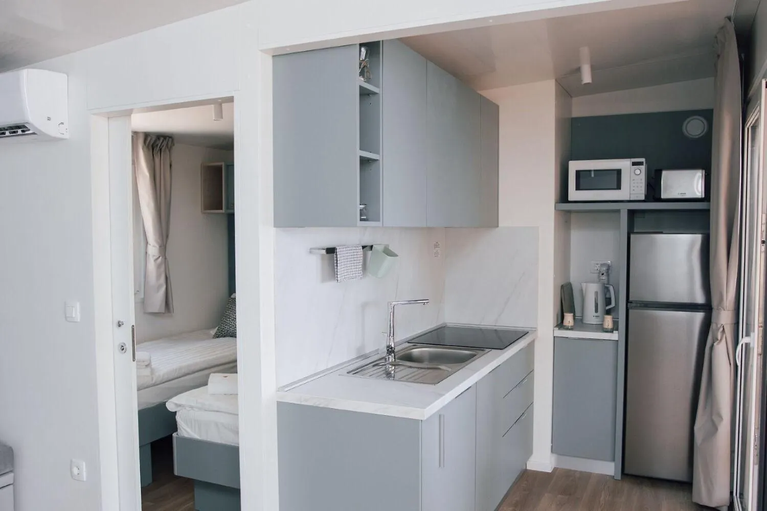 Villa Roman - Mobile Homes With Pool Selce 0*,  Croatia